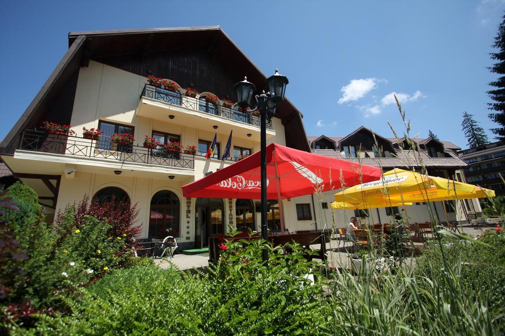 Hotel Ruia Poiana Brasov Exteriör bild