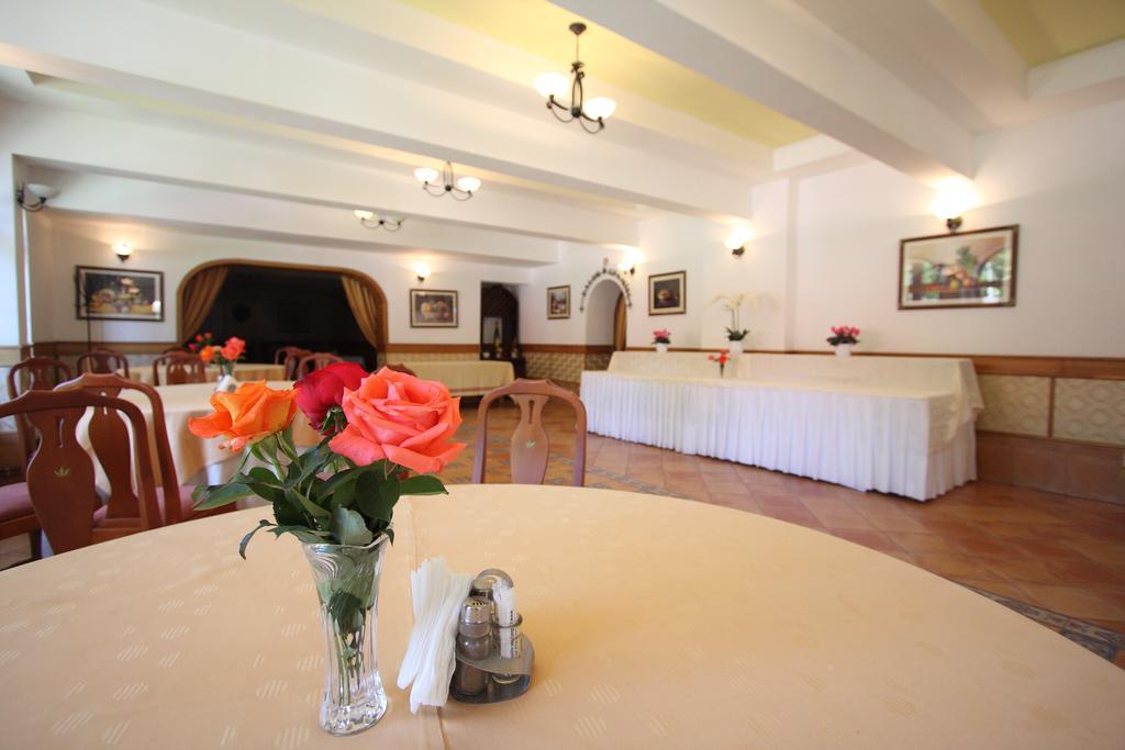 Hotel Ruia Poiana Brasov Exteriör bild